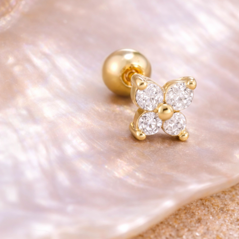 DAISY - EAR PIERCING