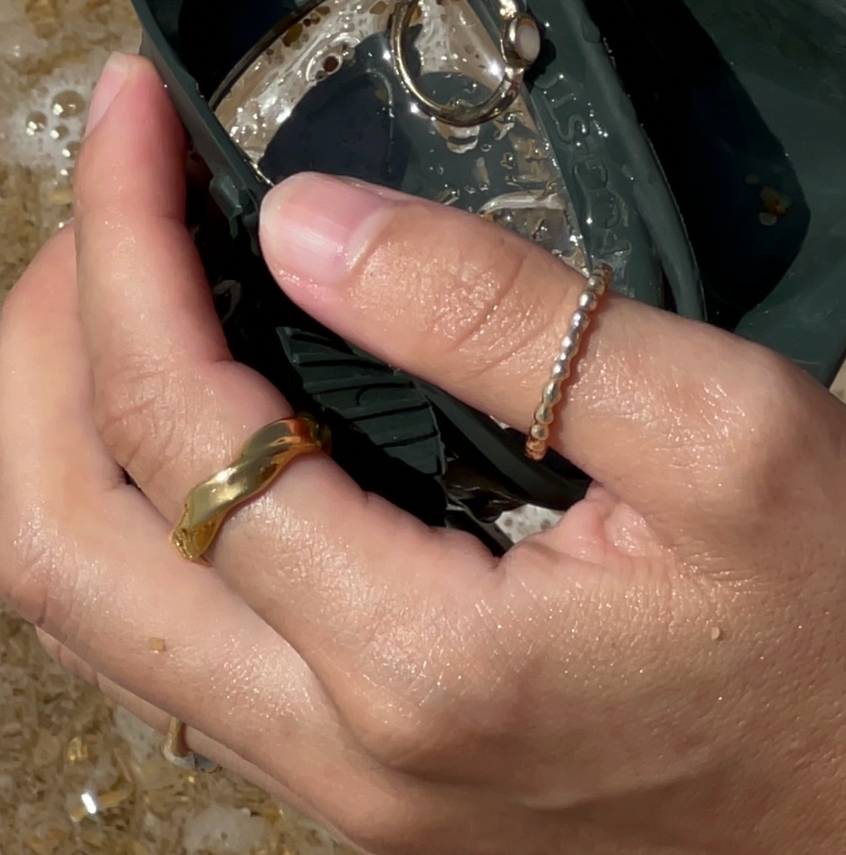 ARTIST - RING