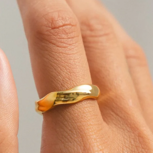 ARTIST - RING